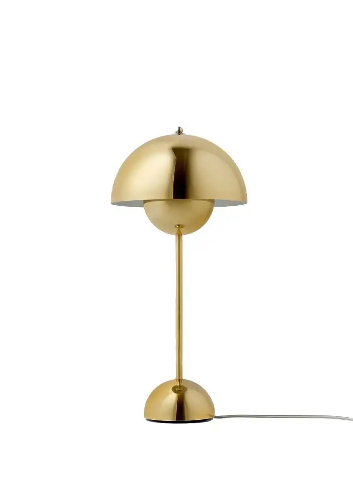 &Tradition Blumentopf VP3 Bordlampe H: 50 cm - Messingplattiert
