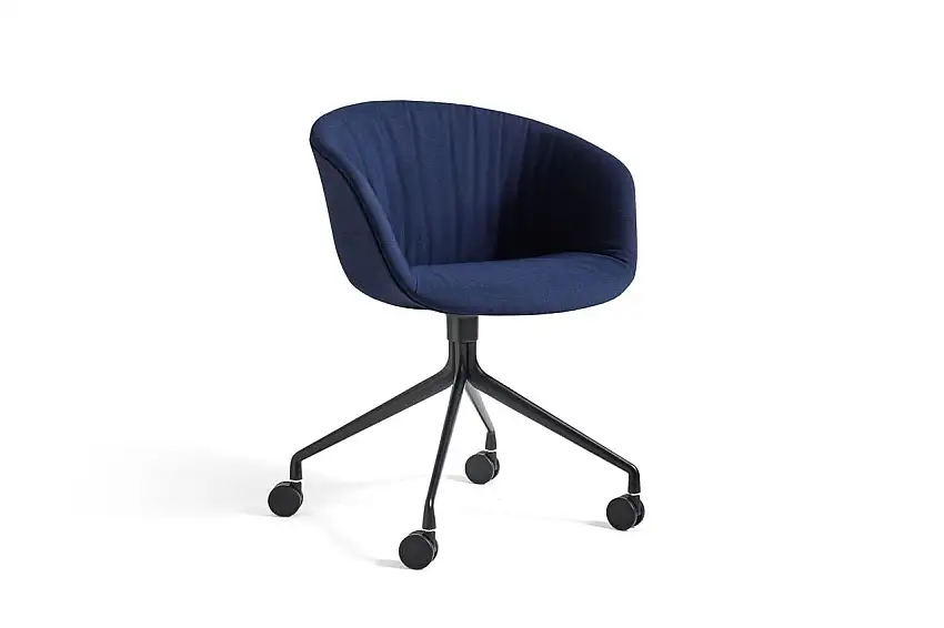 HAY AAC 25 Soft About A Chair SH: 46 cm – Schwarz pulverbeschichtetes Aluminium/Remix 773
