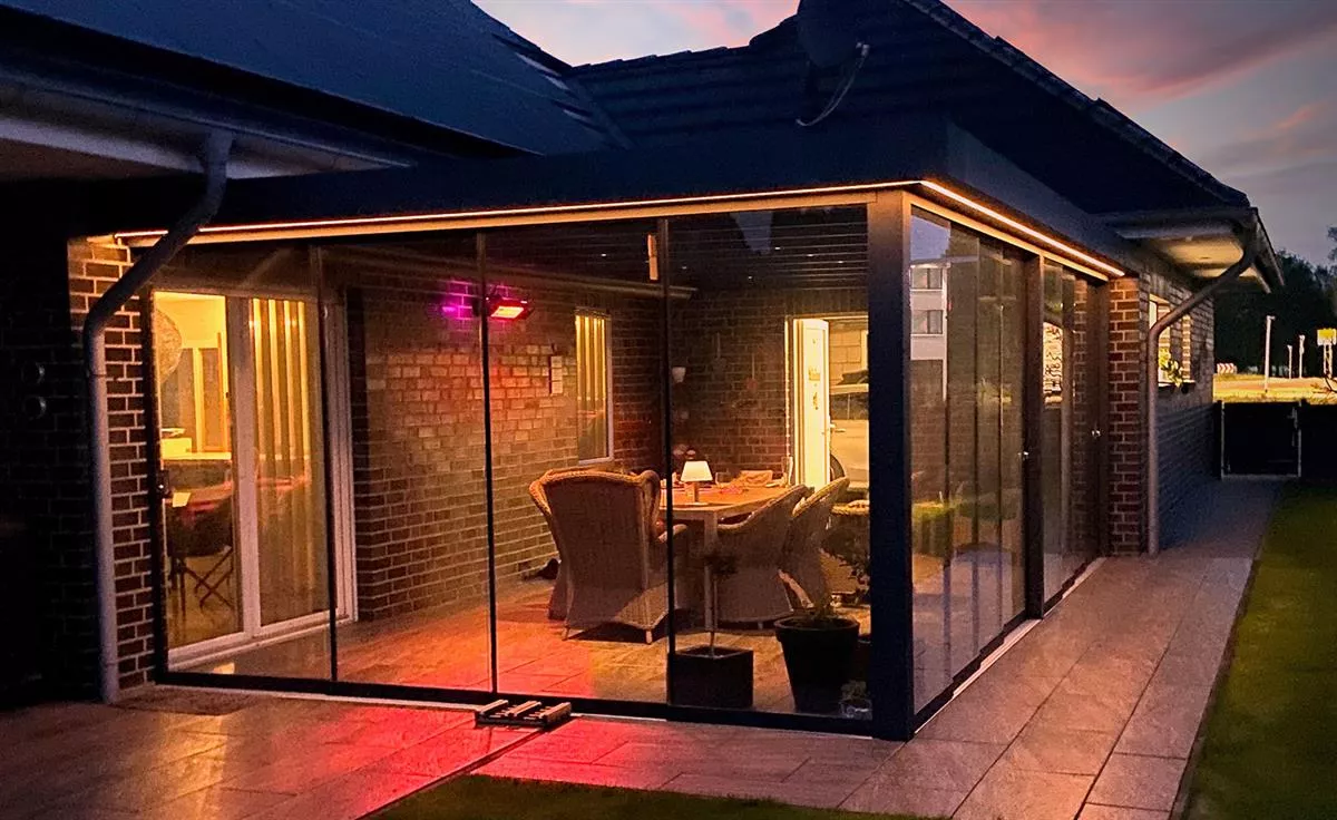 Gardendreams Flatroof Edition Version B Terrassenüberdachung 300x300 cm (BxT) mit Glaseindeckung